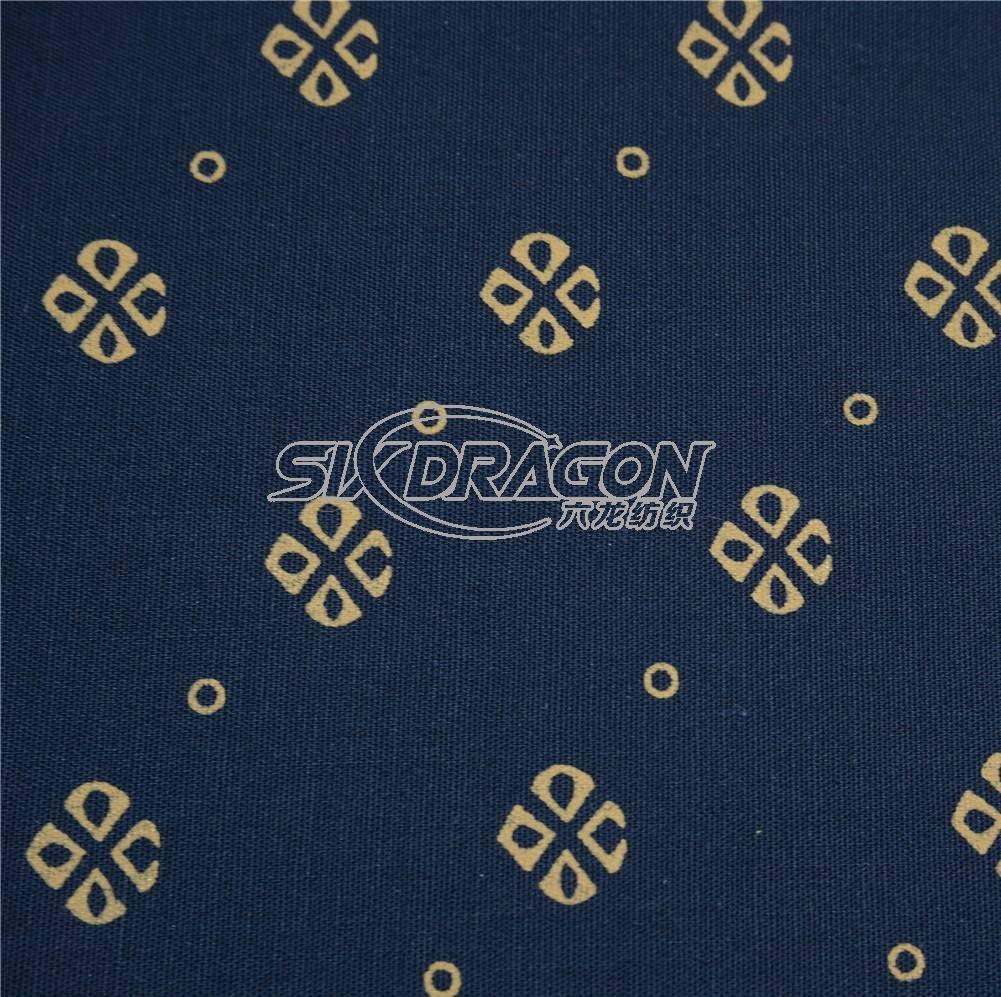 Printed polycotton fabric for men's shirts making